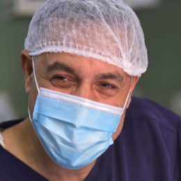 Skriv under for at få den palæstinensiske læge Hussam Abu Safiya løsladt.