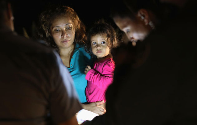 God nyhed: Migrantfamilier genforenet i USA