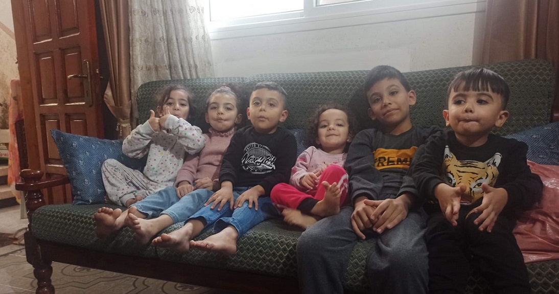 Gaza: Hele familier bliver udslettet i israelske bombeangreb i Rafah