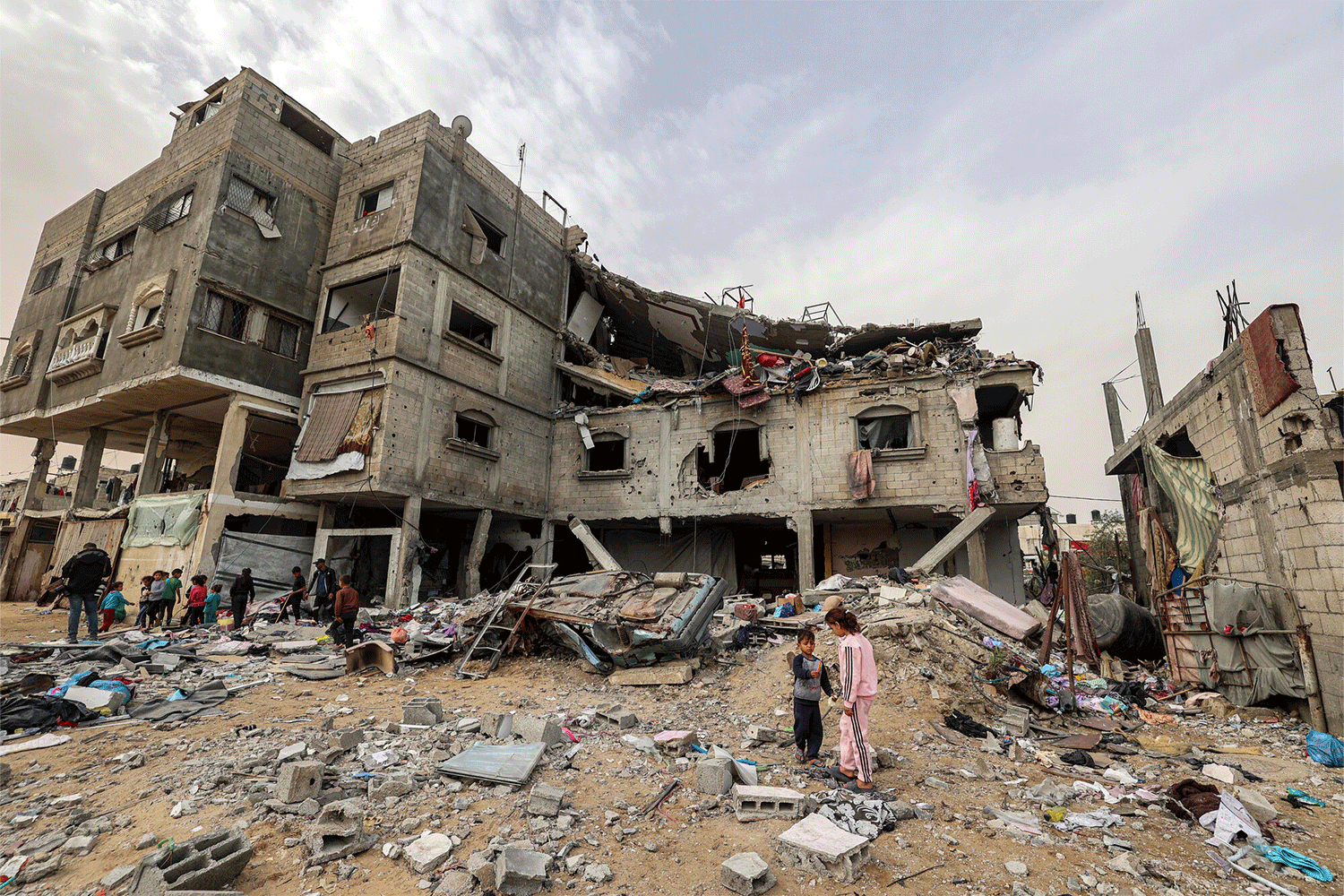 Israel/Gaza: Ethvert fredsforslag skal være baseret på respekt for menneskerettighederne og en afslutning på Israels ulovlige besættelse, apartheid og folkedrab i Gaza